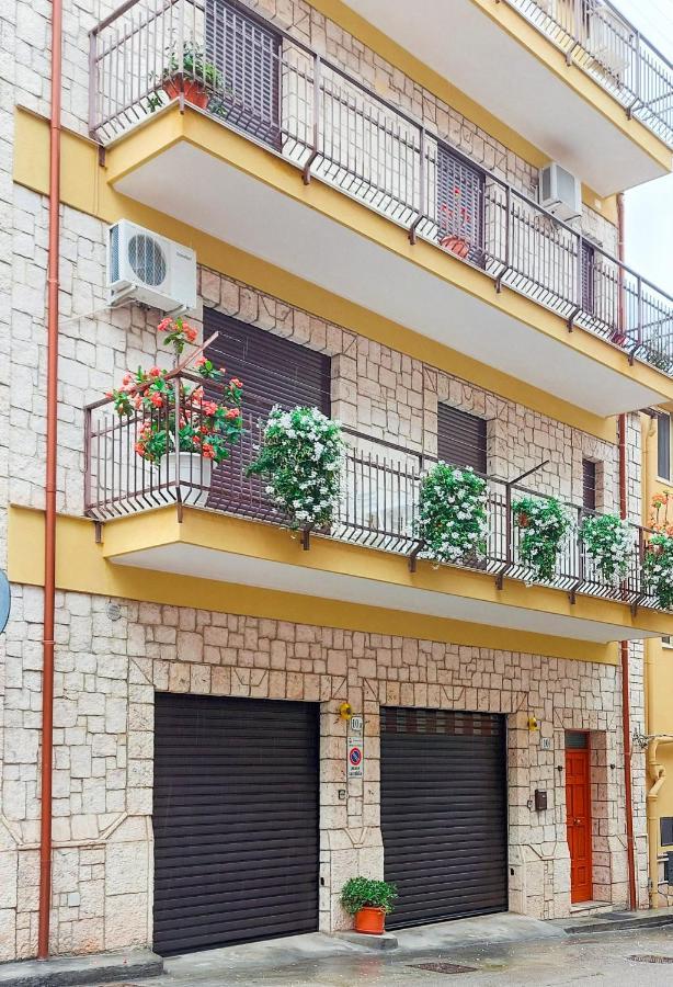 L'Angolo Di Rosa Campofelice Di Roccella Extérieur photo