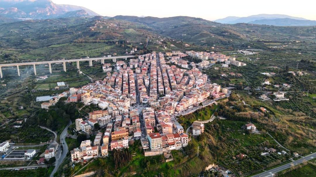 L'Angolo Di Rosa Campofelice Di Roccella Extérieur photo